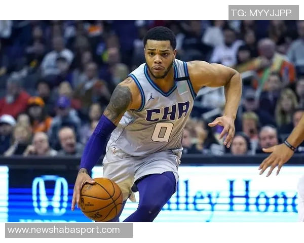 迈尔斯布里奇斯上半场表现出色8投3中贡献14分3助攻并罚球全中